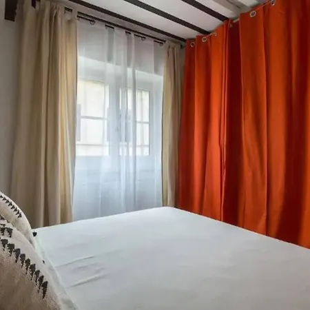Canut Authentique Et Design, Deux Chambres, 1 Apartman *